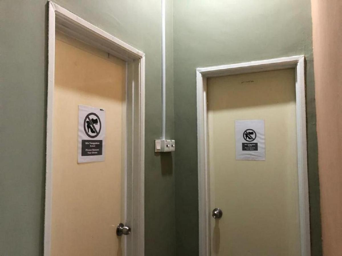 Ny Tropical Backpackers Hostel เดอซารู ภายนอก รูปภาพ